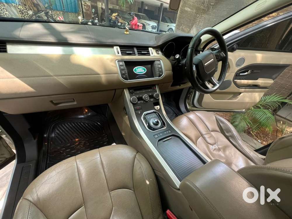 Range Rover Evoque Sd4 &ndash; Fuji White  2014  Excellent Condition