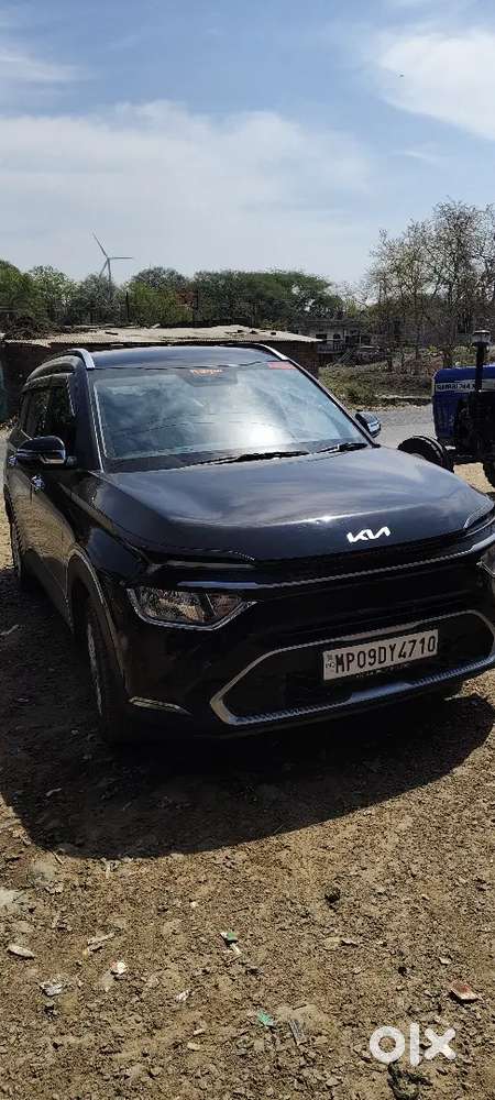 Kia Carens 2025 Petrol 16000 Km Driven Army Person