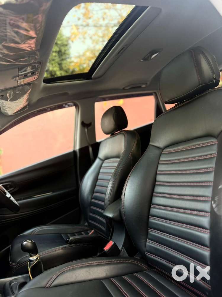 Hyundai New I20 1.2 Asta Mt, 2023, Petrol