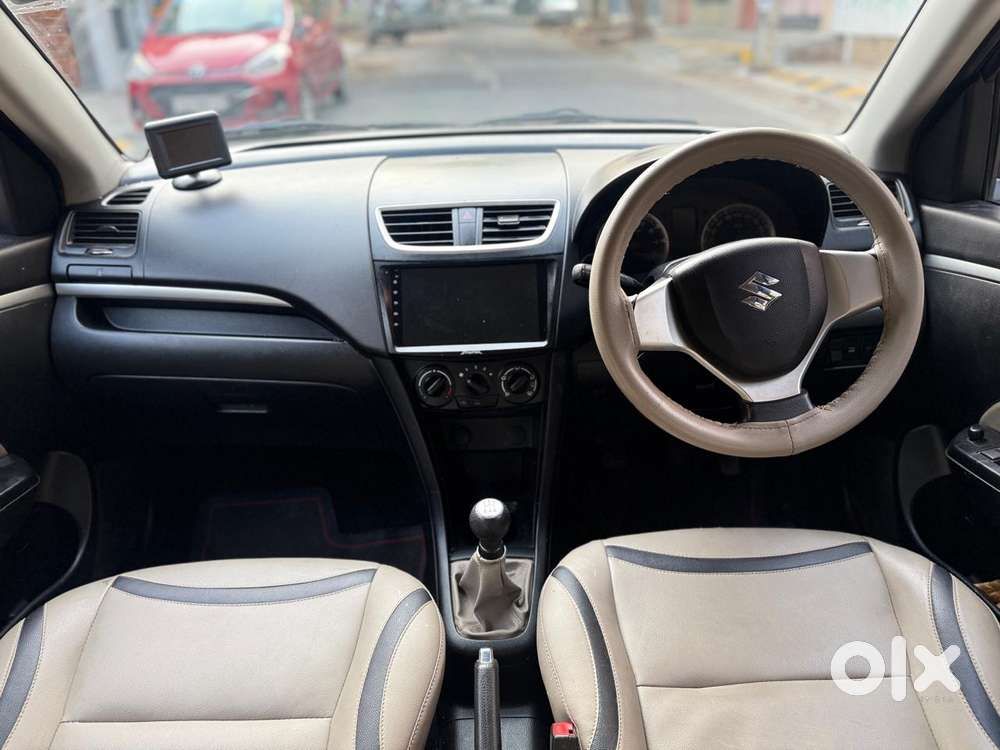 Maruti Suzuki Swift Vxi + Manual, 2013, Petrol