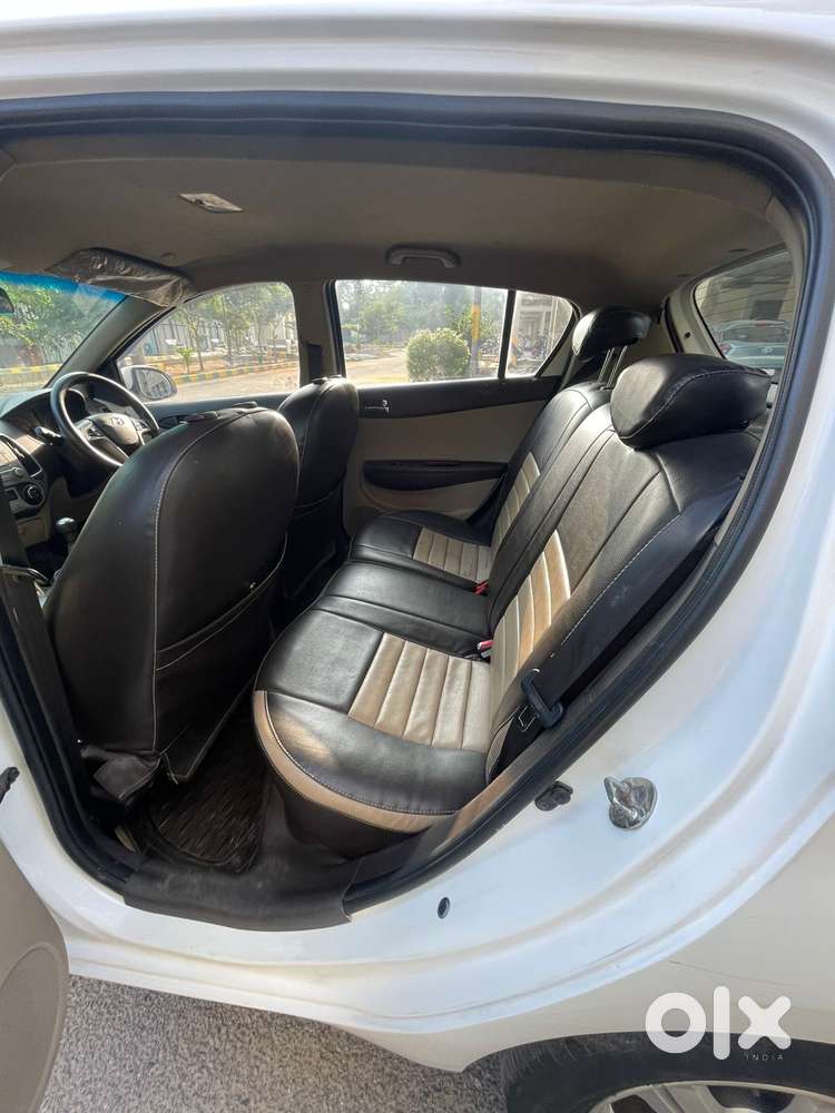 Hyundai I20 2010-2012 1.2 Sportz Option, 2011, Petrol