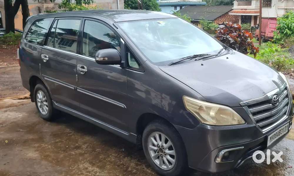 Toyota Innova 2012 November