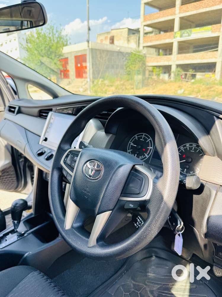 Toyota Innova Crysta [2020-ongoing] 2.4 Gx At 7 Str, 2022, Diesel