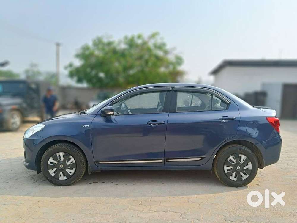 Maruti Suzuki Dzire 1.2 Vxi Amt, 2017, Petrol