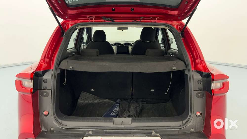 Nissan Magnite 1.0 Xv Executive, 2023, Petrol