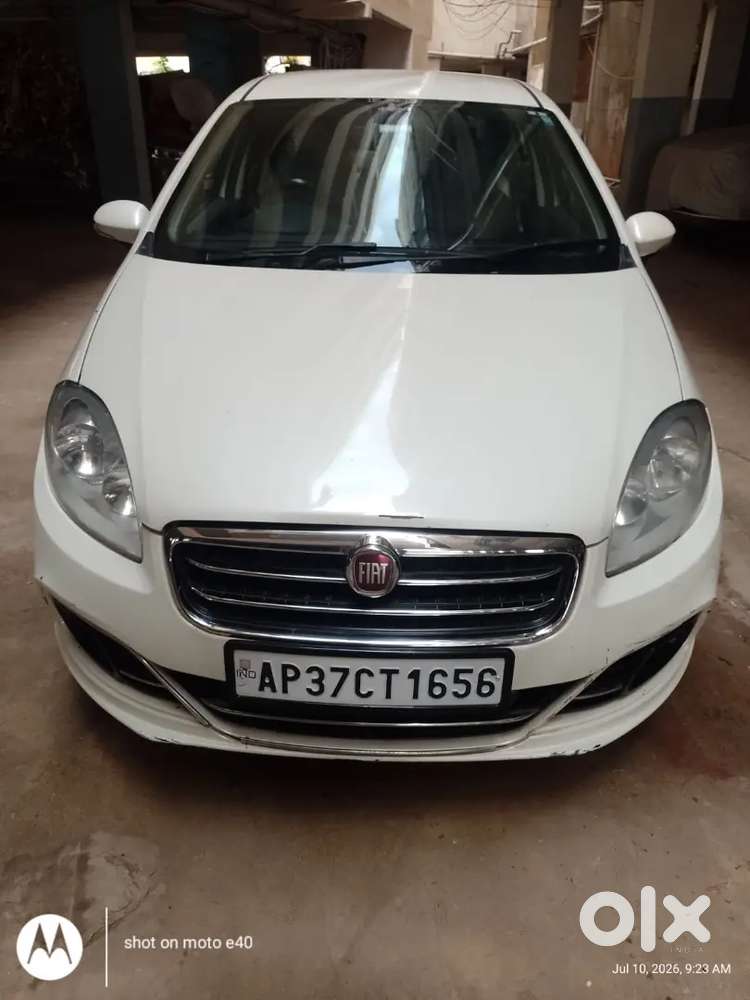 Fiat Linea Emotion 2016