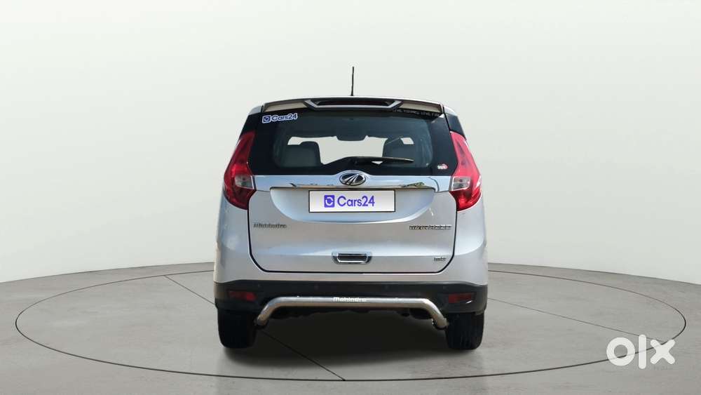 Mahindra Marazzo M8, 2019, Diesel