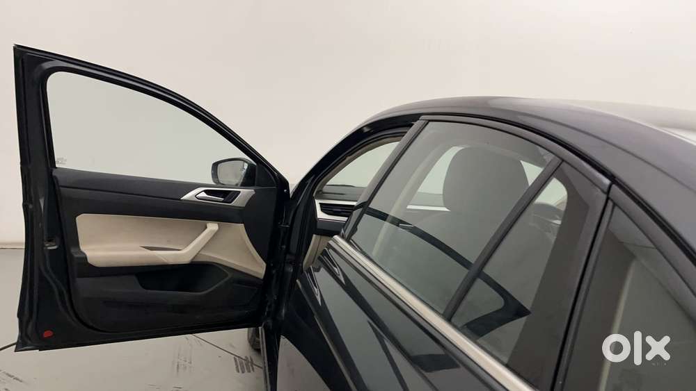 Volkswagen Virtus 1.0 Topline Tsi At, 2023, Petrol