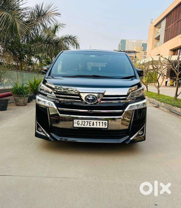 Toyota Vellfire Vip – Executive Lounge, 2021, Petrol