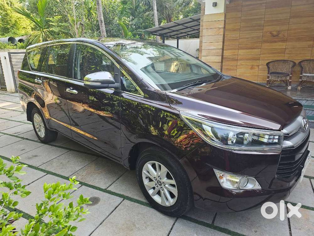 Toyota Innova Crysta 2.8z Automatic – Top-end Variant For Sale