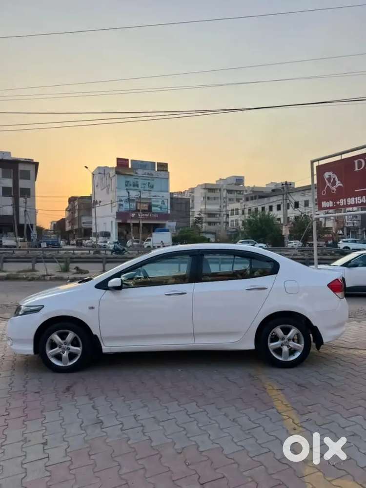 2009 Passing Till 2030. Good Condition Car