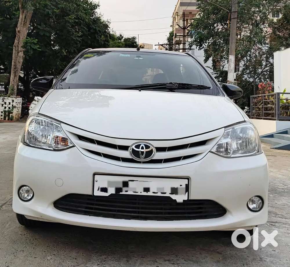 Toyota Etios Liva 2011
