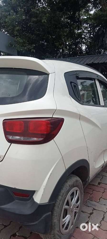 Mahindra Kuv 100, 2016, Petrol