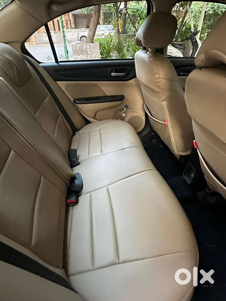 Doctor Car Less Driven Honda Amaze Top Model Exclusive Edition 1.2 Vxi