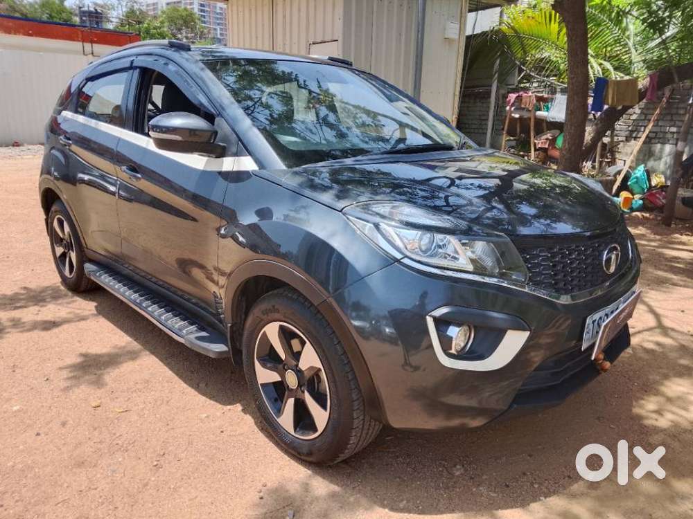 Tata Nexon 1.2 Revotron Xza Plus, 2018, Petrol