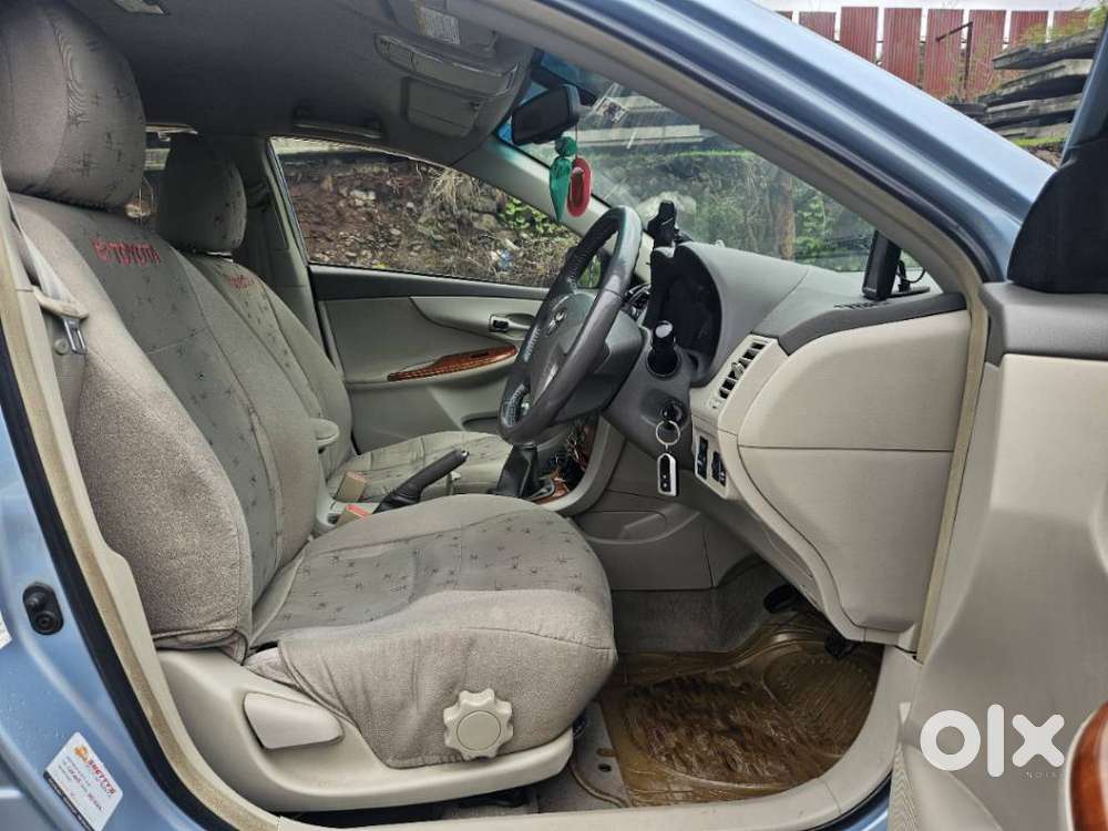 Toyota Corolla Altis G, 2011, Petrol