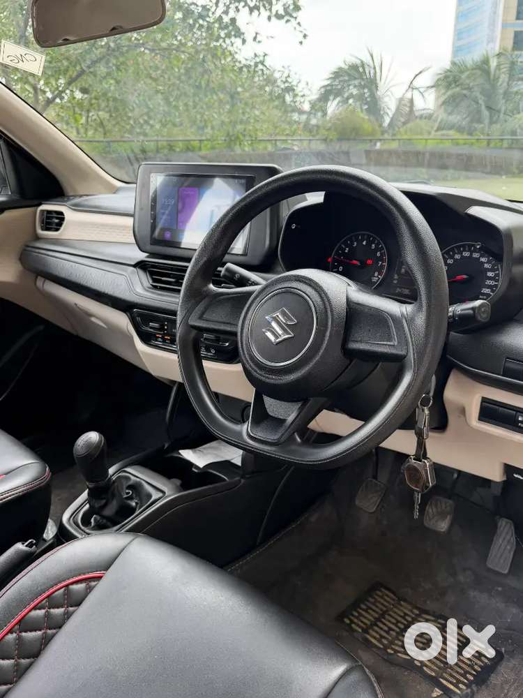 Swift Dzire Tour S Cng 2025