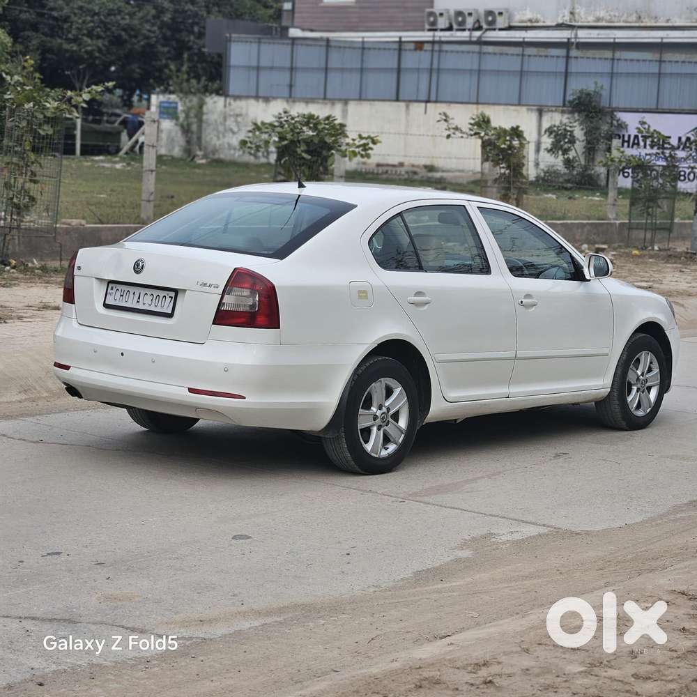 Skoda Laura 2.0 Elegance Tdi Cr, 2010, Diesel