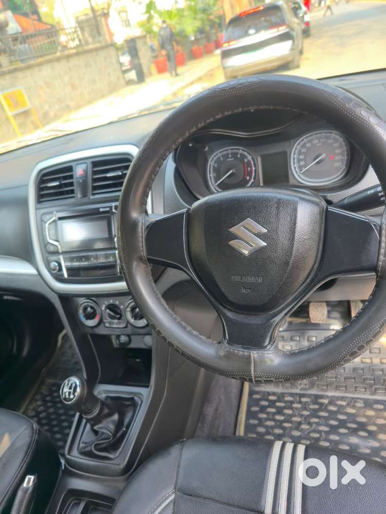 Maruti Suzuki Brezza 1.5 Zxi Plus Smart Hybrid Dual Tone, 2020, Petr..