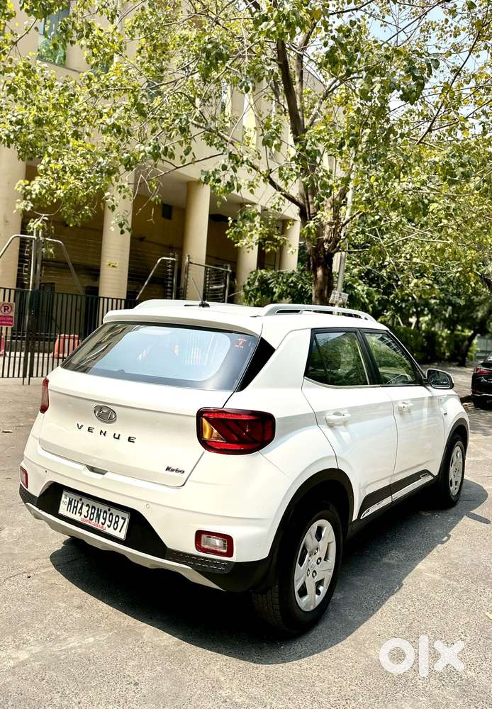 Hyundai Venue S Turbo Dct, 2019, Petrol