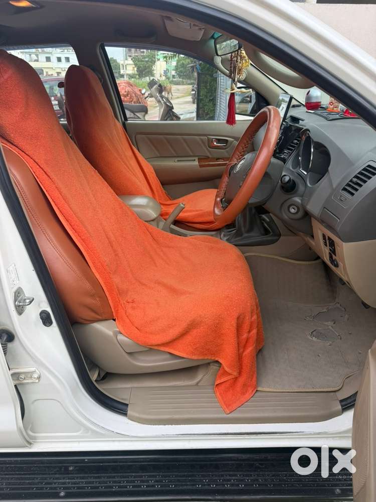 2011 Toyota Fortuner Diesel Manual