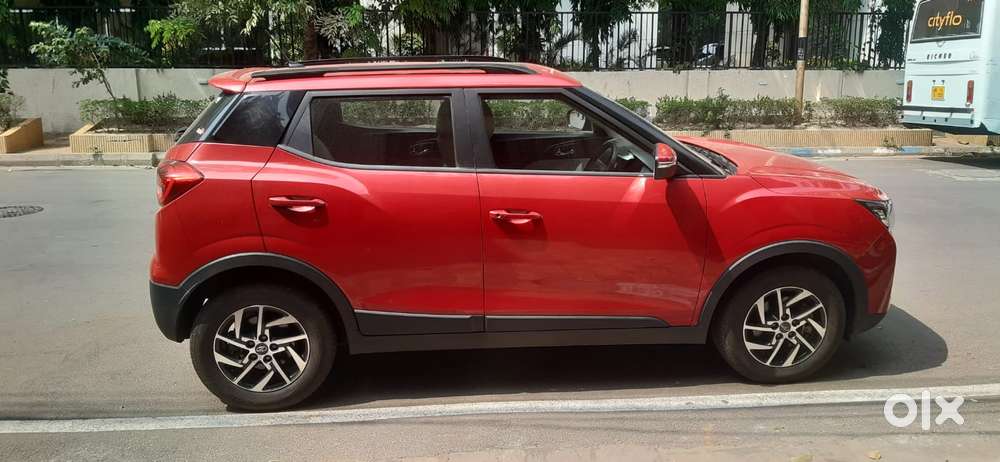 Mahindra Xuv300 W8 Option, 2022, Petrol
