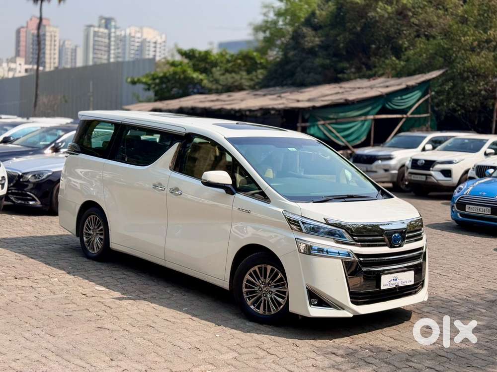 Toyota Vellfire Vip – Executive Lounge, 2022, Petrol