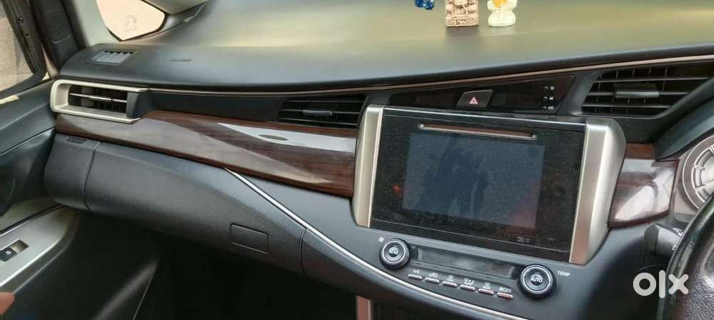 Toyota Innova Crysta 2016 Model Diesel Automatic