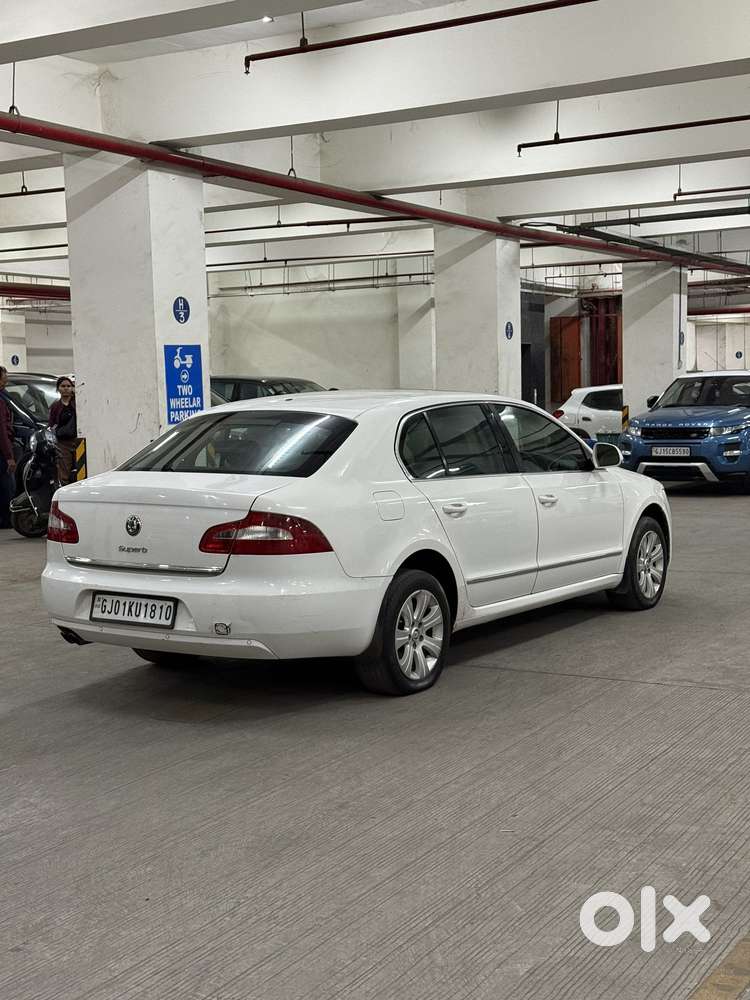 Skoda Superb Sportline 2.0 Tdi At, 2011, Diesel