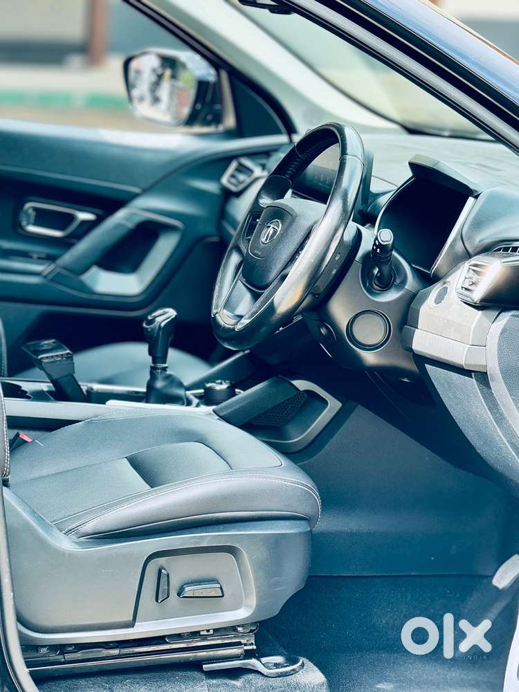 Tata Harrier 2.0 Xz Sunroof Dark Edition, 2020, Diesel
