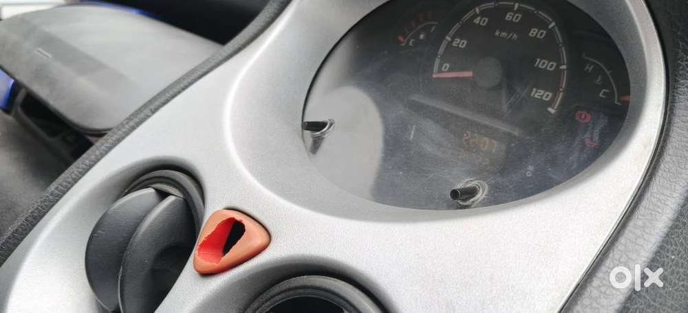 Tata Nano Twist Xe, 2014, Petrol