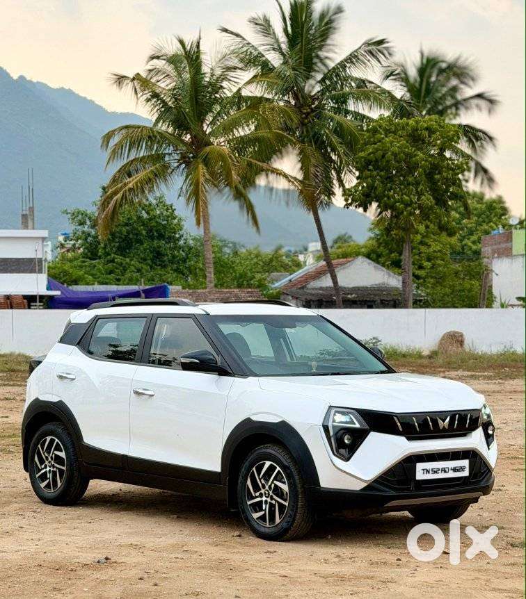 Mahindra Xuv 3xo Ax5 Ds Mt, 2024, Diesel