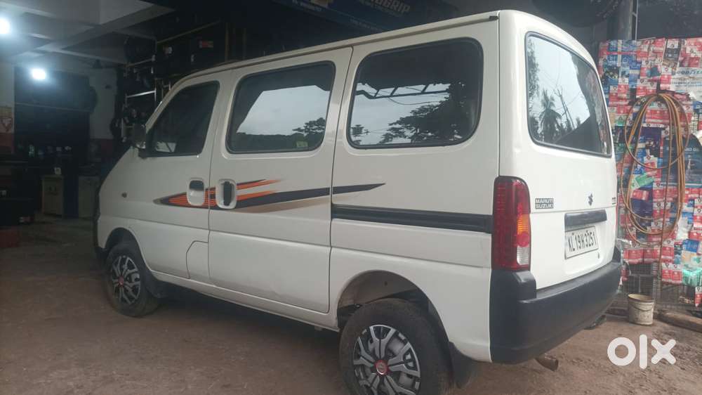 Maruti Suzuki Eeco 5 Str With A/c+htr, 2017, Petrol