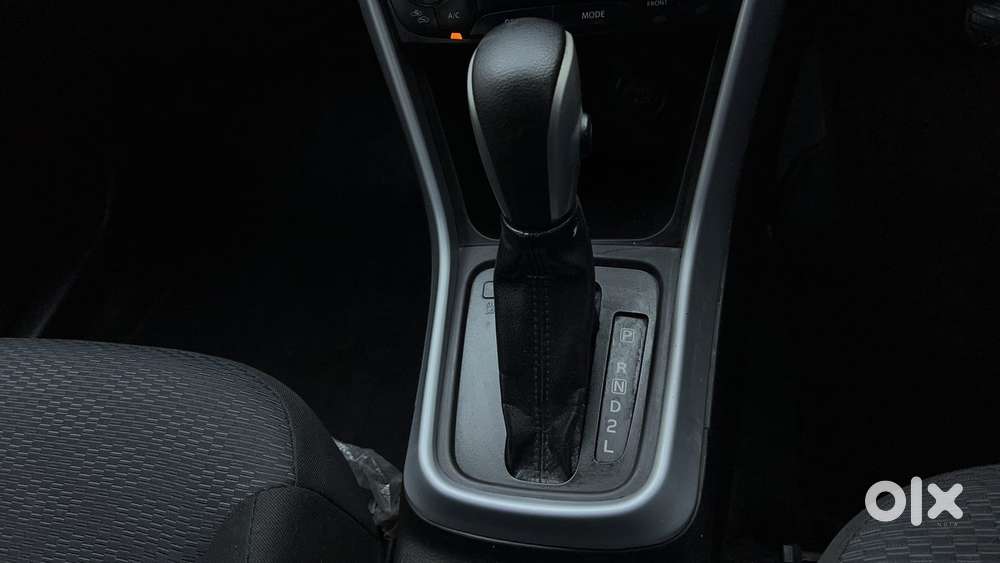 Maruti Suzuki S-cross 1.5 Zeta At, 2022, Petrol