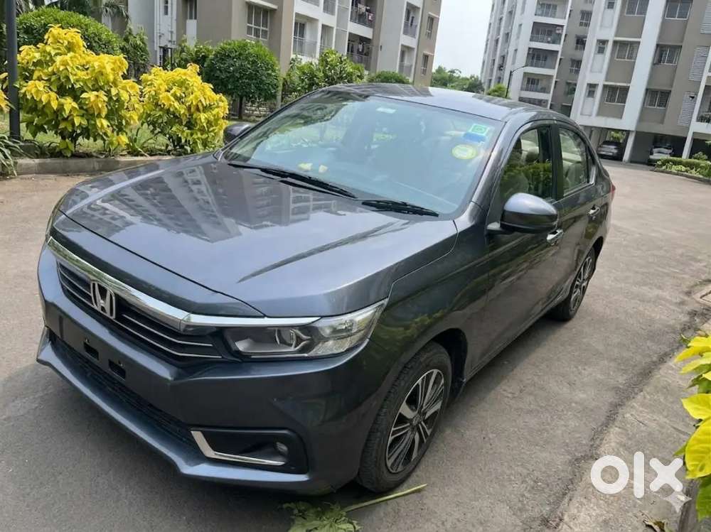 3.5 Yrs Old Honda Amaze Automatic In Excellent Condition
