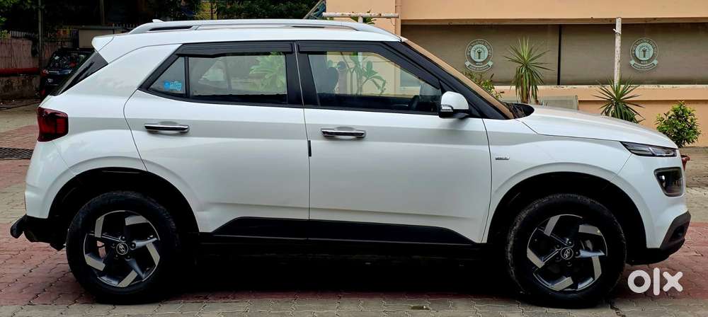 Hyundai Venue 1.0 Sx Turbo Dct, 2021, Petrol