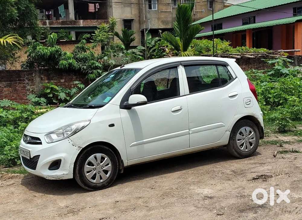 Hyundai I10 Sportz 2012