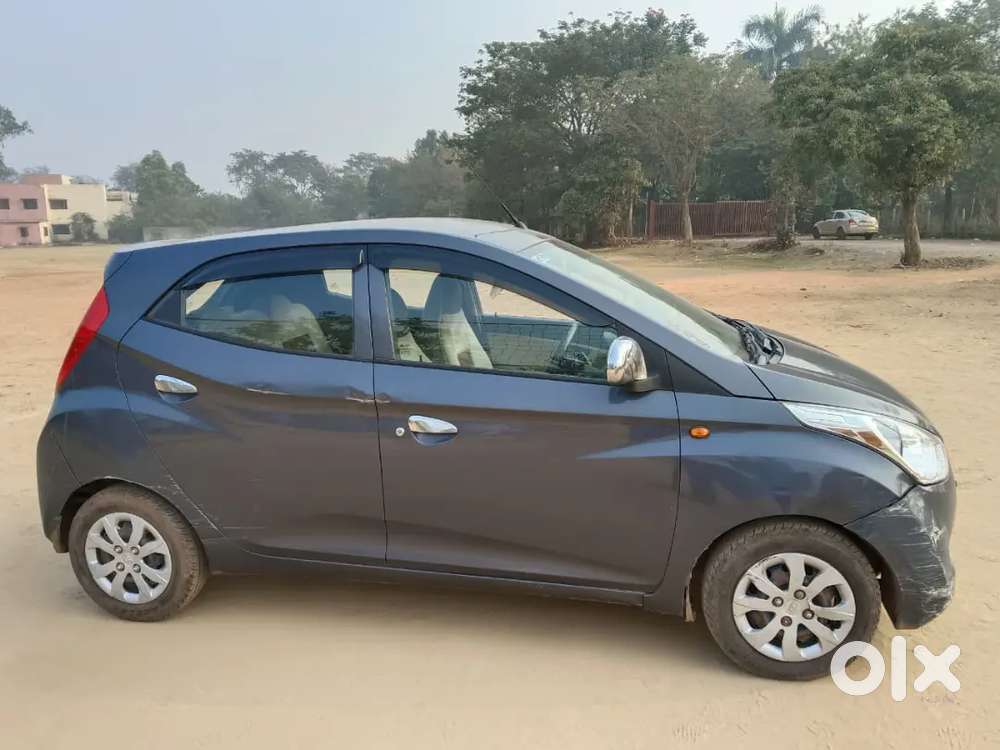 Hyundai Eon 2015 Petrol 21000 Km Driven Well Maintained