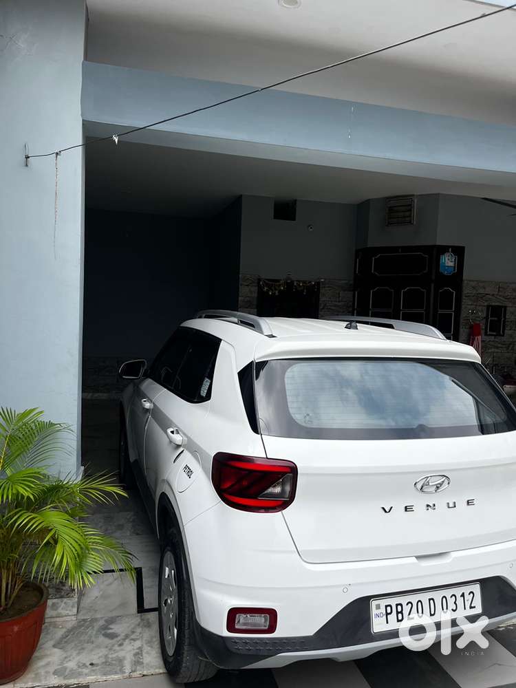 Hyundai Venue Petrol 2020