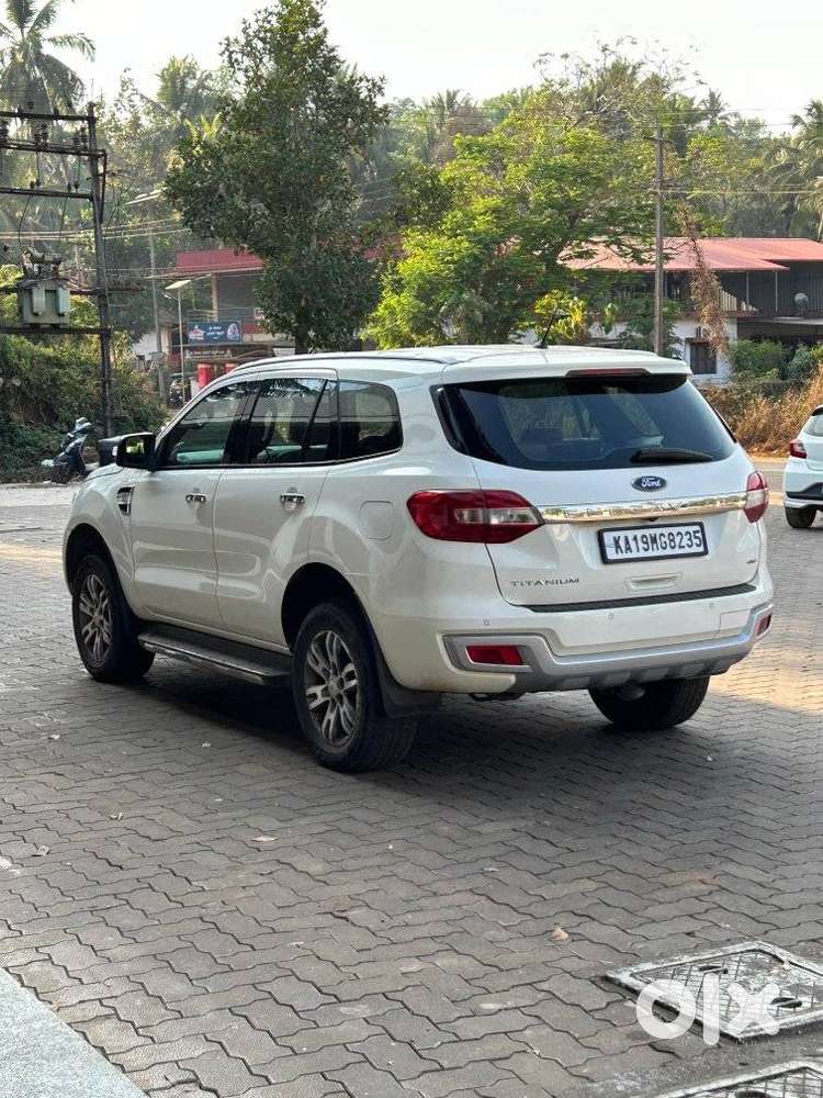 Ford Endeavour 3.2 Titanium At 4x4, 2017, Diesel