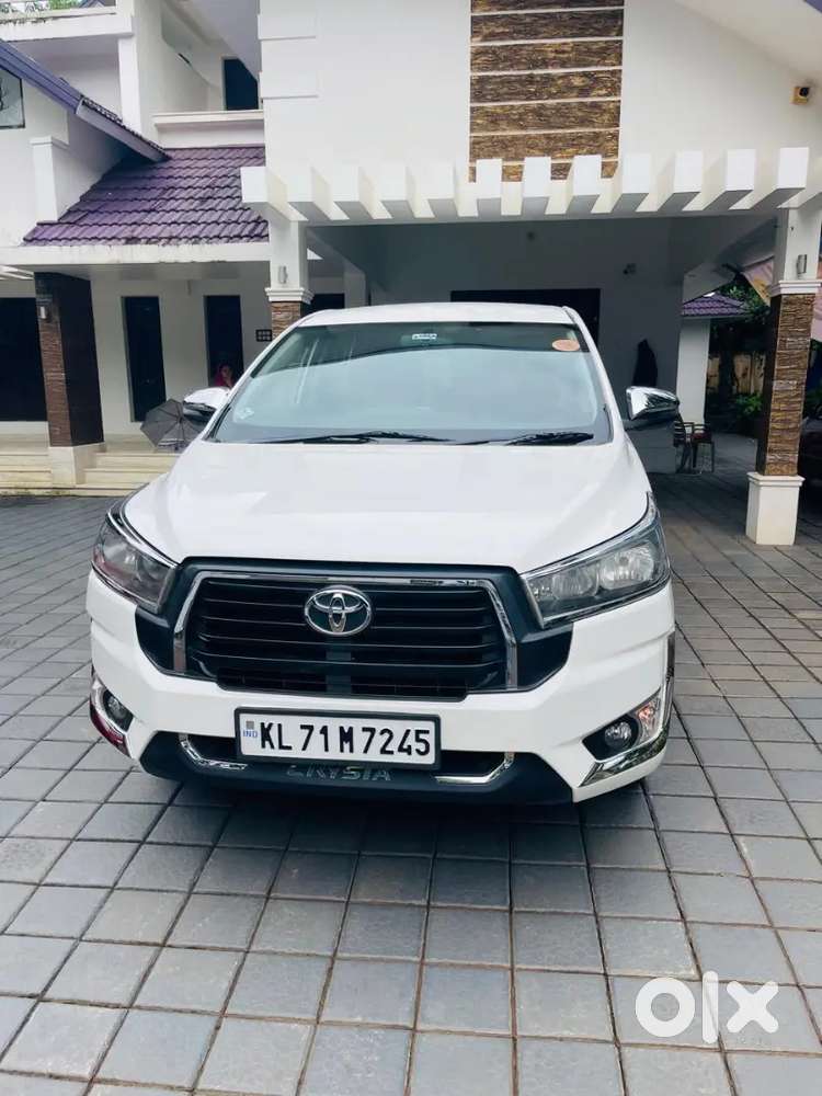 Toyota Innova Crysta 2018 Diesel Well Maintained