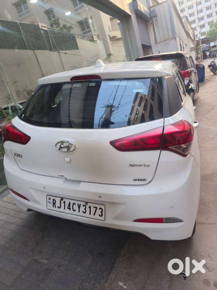 Hyundai Elite I20 Sportz (o) 1.2, 2015, Petrol