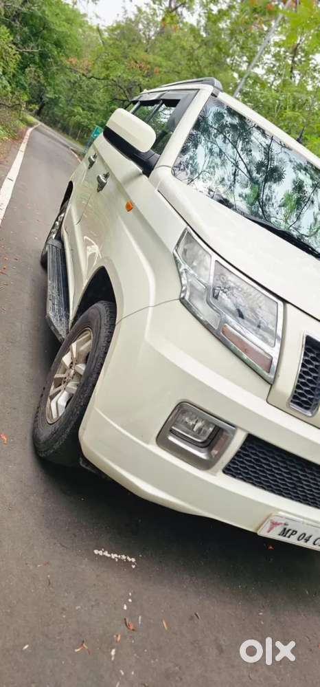 Mahindra Tuv 300 Mhawk100 T8, 2016, Diesel