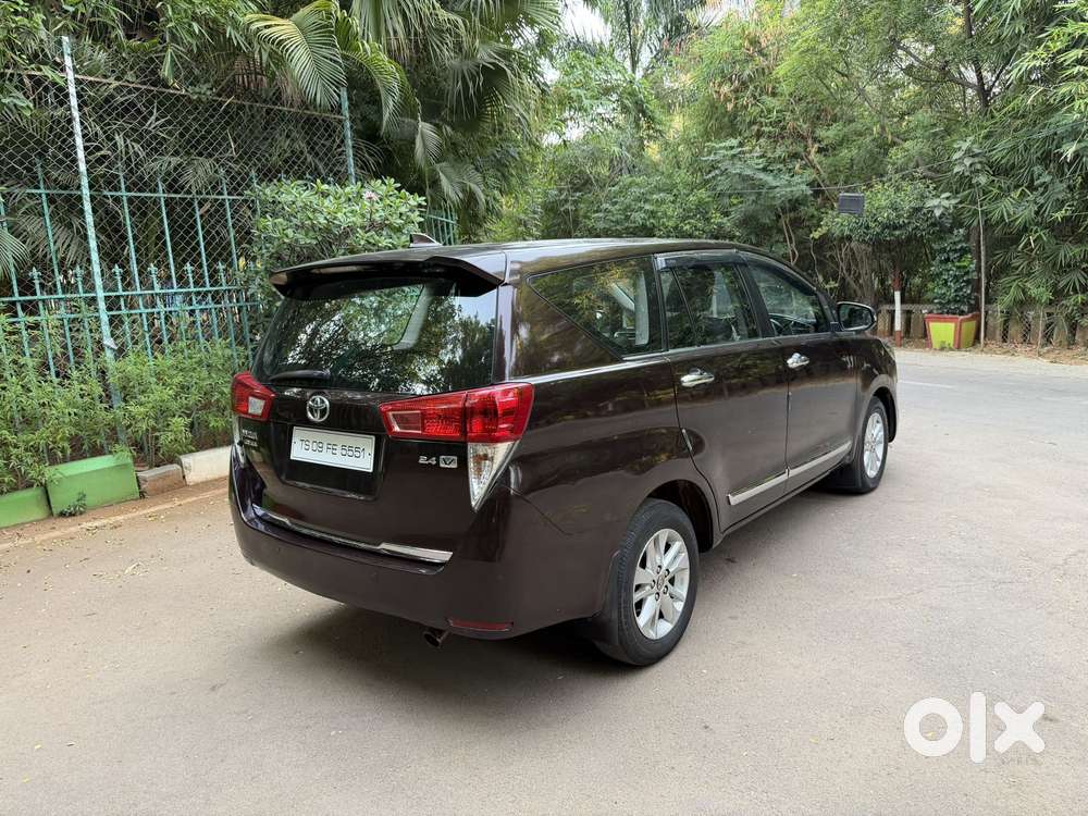 Toyota Innova Crysta 2.4 V 8 Str, 2019, Diesel