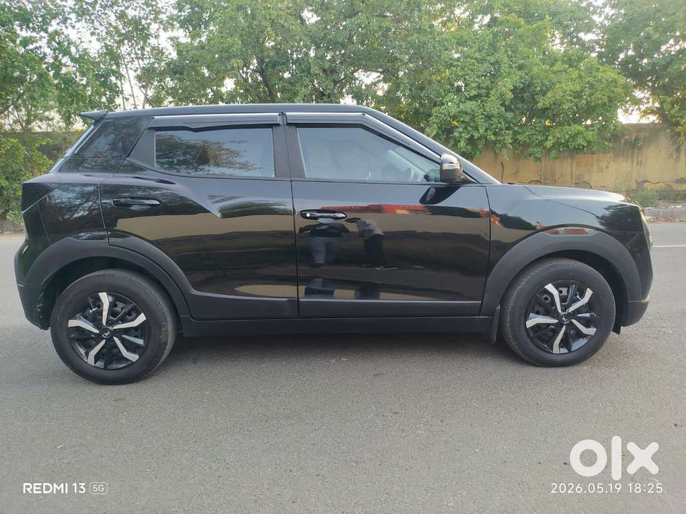 Mahindra Xuv 3xo Mx3, 2024, Petrol