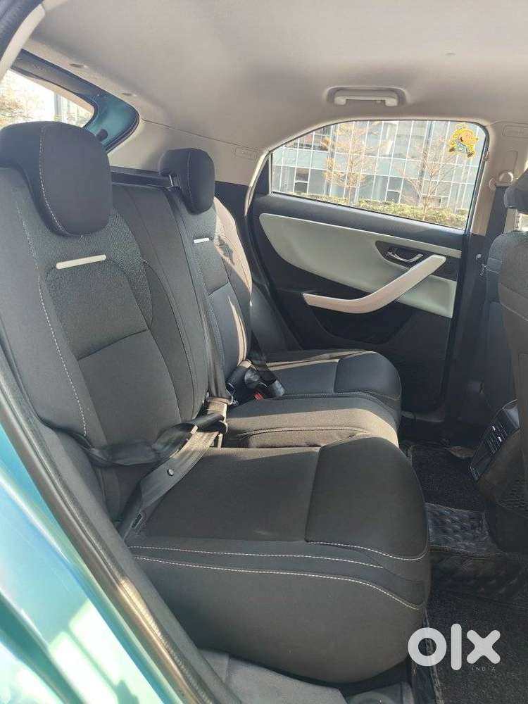 Tata Nexon Creative Plus 1.2 Revotron Petrol 6 Amt, 2024, Petrol