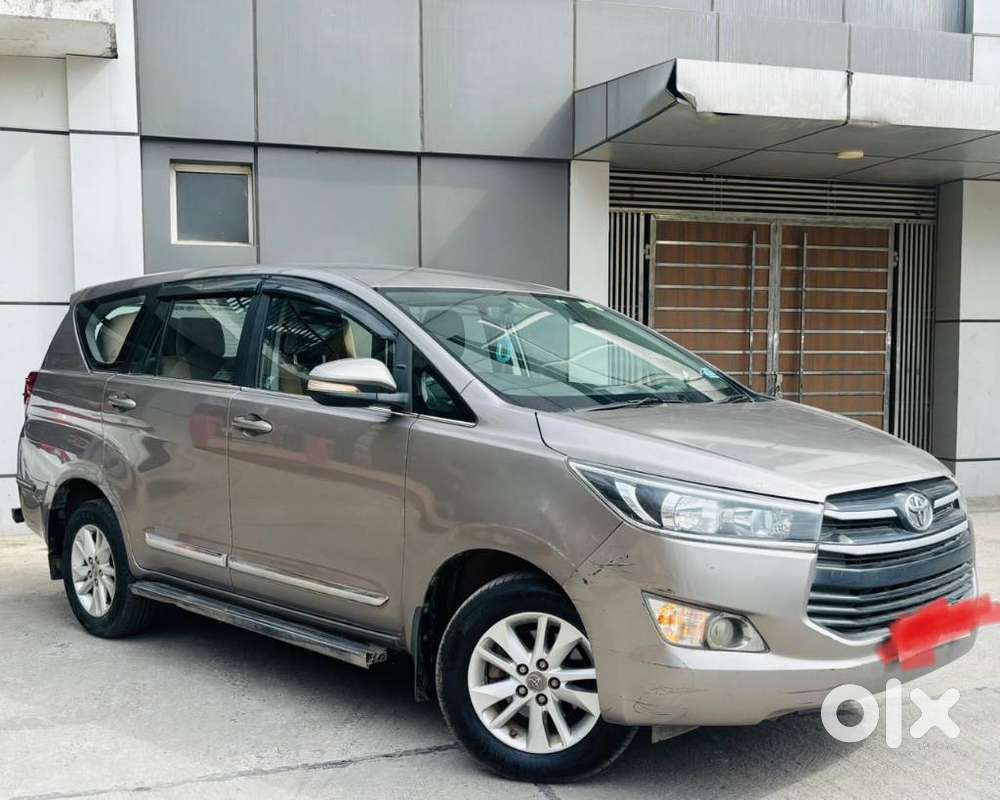 Toyota Innova Crysta 2.8 Gx At, 2017, Diesel
