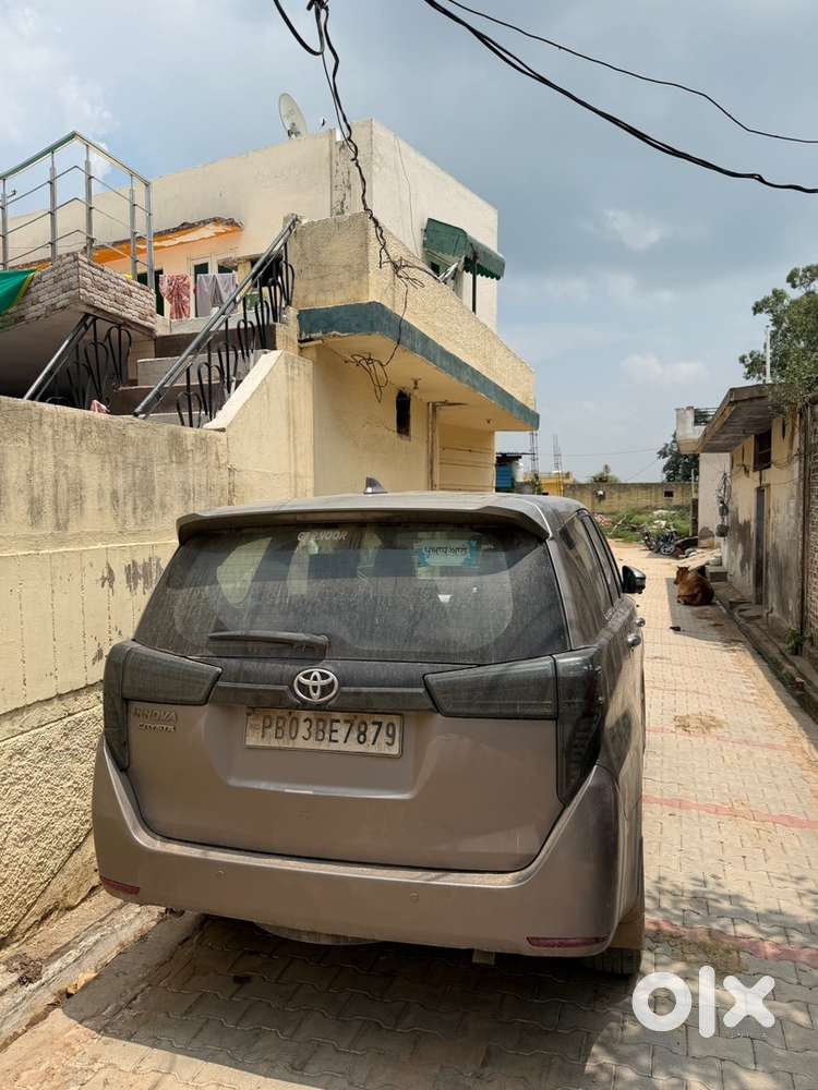 Toyota Innova Crysta 2017 Year