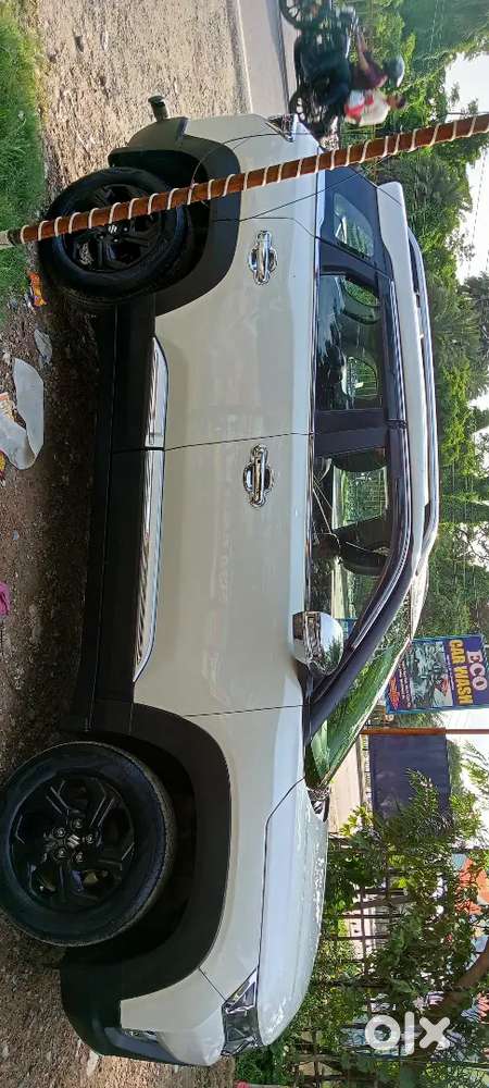 Maruti Suzuki Brezza 2023 Hybrid Manual