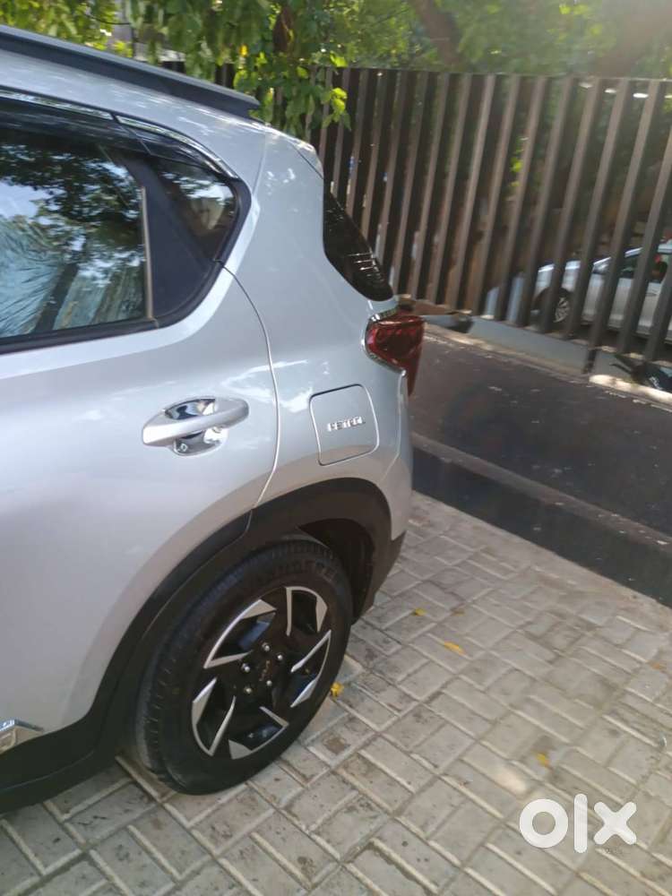 Kia Sonet 2024 Petrol 21000 Km Driven